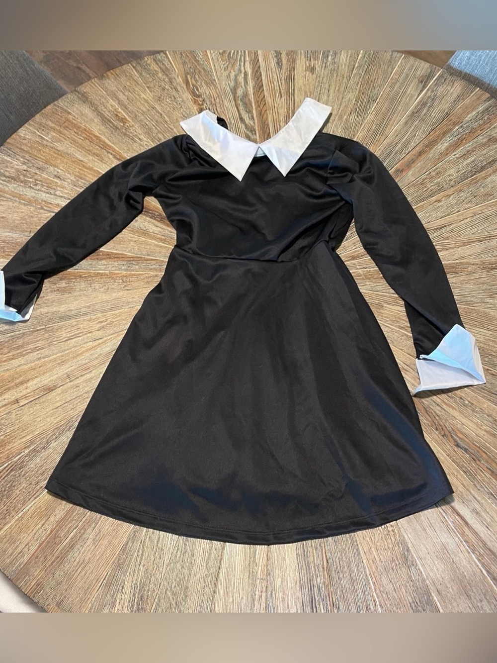 Girls size 12 Wednesday Adams black white Gothic dress white pointed collar